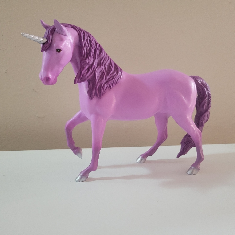 Breyer Horse Amethyst Purple Unicorn Figurine